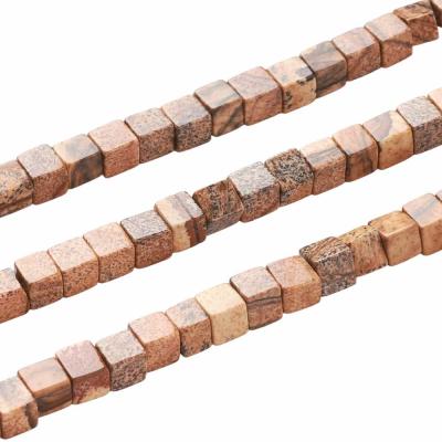 Яшма пейзажная, кубик грань 4 мм, нить 37 см HP.В1.28